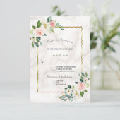 Elegante Blush Bloemen Gouden Marmeren Huwelijk RSVP Kaartje (Staand voorkant)