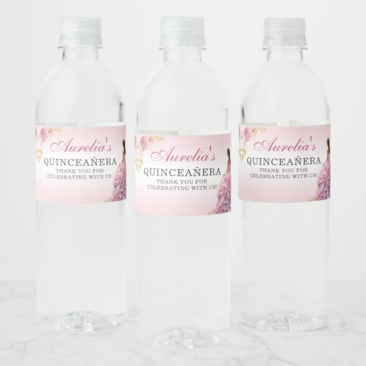 Elegante Blush Roze Bloemen Quinceañera Verjaardag Waterfles Etiket (Flessen)