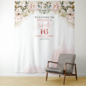 Elegante blush roze rozen eucalyptus 16e verjaarda wandkleed (In situ)