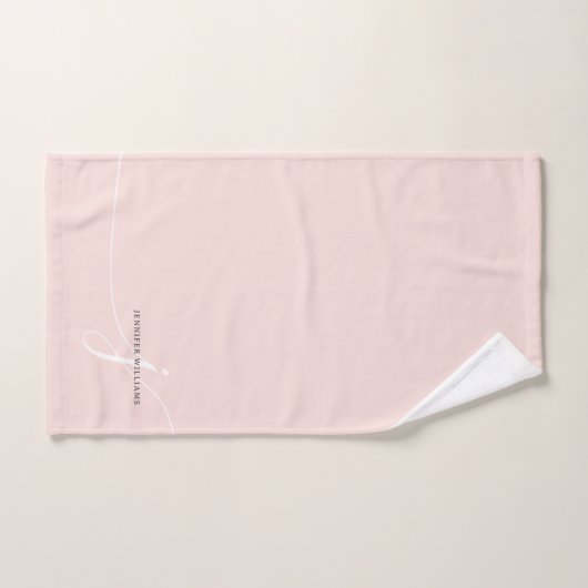 Elegante Blush Roze Script Monogram Typografie Bad Handdoek (Handdoek)