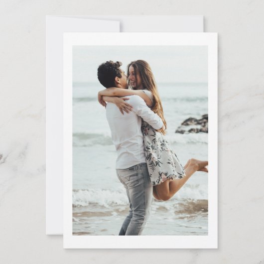 Elegante Blushing Perzik Bloemen Foto Bruiloft Kaart (Achterkant)