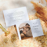 Elegante Boho Arch Modern Ampersand Bruiloft Bedankkaart<br><div class="desc">Een boho foto bedankje dat past bij ons Elegant Boho Arch Modern Minimalist Wedding collectie. Dit ontwerp is voorzien van uw favoriete verloving foto in een bohemian boog lijst. De achterkant van het ontwerp heeft een op maat gemaakte oprechte bedankboodschap om je dankbaarheid uit te drukken aan vrienden en familie....</div>