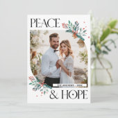 Elegante Boho Floral Peace & Hope Kerstmis Feestdagenkaart (Staand voorkant)