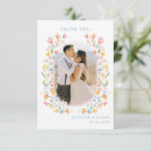 Elegante Boho Pastel Bloemen Krans Trouwfoto Bedankkaart (Staand voorkant)