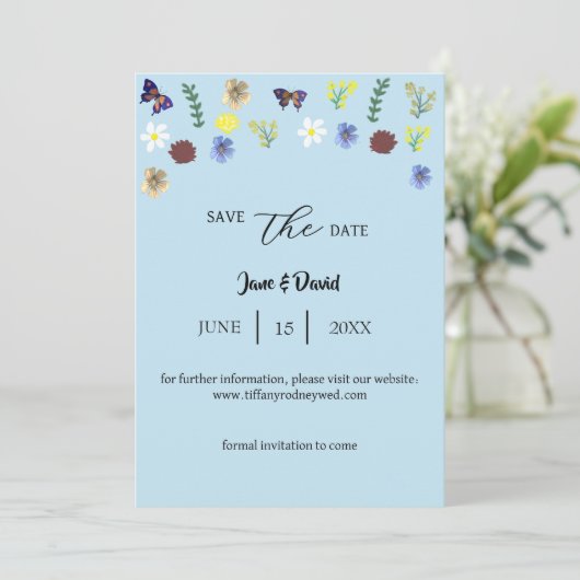 Elegante Boho Wildflower Blue Save-the-Date Kaart (Staand voorkant)