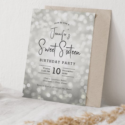 Elegante Bokeh Lights Modern Script Sweet 16 Silve Kaart