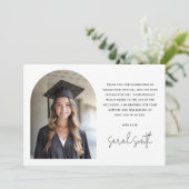 Elegante boog eenvoudig klassiek wit foto afstuder bedankkaart (Staand voorkant)