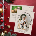 Elegante boog foto vrolijk en helder Kerstmis Feestdagenkaart<br><div class="desc">Merry Christmas taupe briefkaart met uw foto in een boog lijst omringd door "May Your Days Be Merry & Bright" in elegante typografie en jouw naam in eenvoudige moderne typografie. Voeg aan de achterkant een extra foto toe en personaliseer uw vakantiegroet.</div>