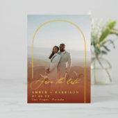 Elegante Boog Moderne Kalligrafie Save the Date Folie Uitnodiging (Staand Voorkant)