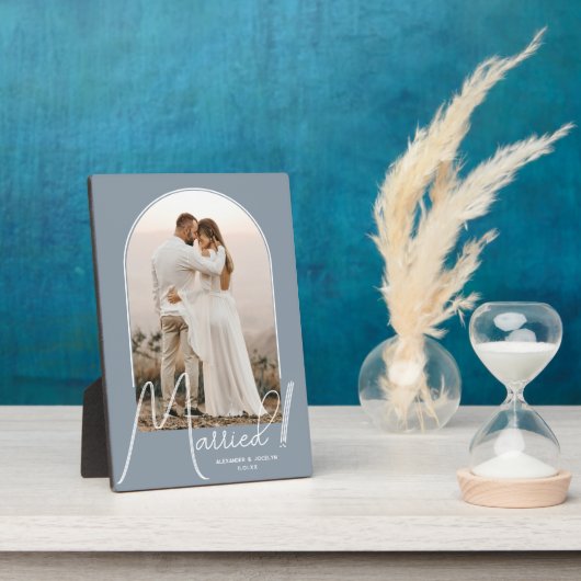 Elegante boog trouwfoto stoffig blauw fotoplaat (Zijkant)