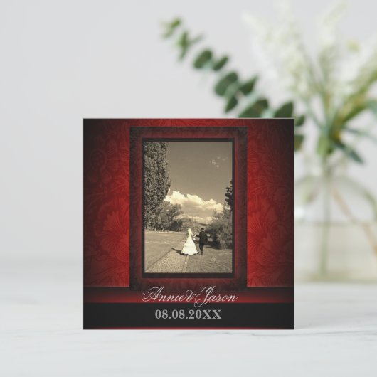 Elegante bordeaux damast foto trouw uitnodiging (Staand voorkant)