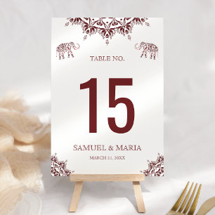 Elegante bordeaux henna Indiase trouwtafel nummer Kaart