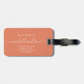 Elegante bordeauxroze-witte initiaal script naam bagagelabel (Achterkant horizontaal)