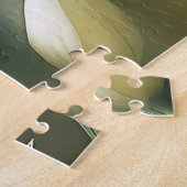 Elegante bos witte tulpen in een serene tuin legpuzzel (Zijkant)