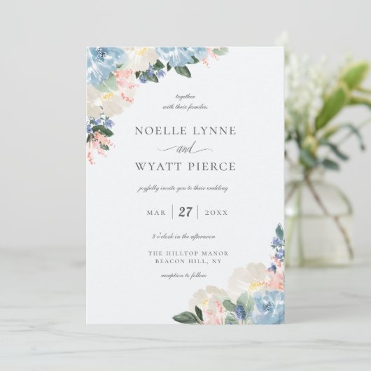 Elegante Botanische Bloemen Lichtblauwe Bruiloft Kaart (Staand voorkant)