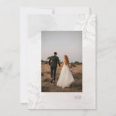 Elegante botanische bloemen script bruiloft kaart (Achterkant)