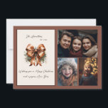 Elegante botanische boog kerst drie foto feestdagenkaart<br><div class="desc">Deze 3 foto kerstkaart is voorzien van een elegante evergreen strik op een neutrale achtergrond. Feestelijke plaid op de achterkant maakt deze klassiek. Pas dit eenvoudig aan met behulp van de personalisatiefunctie, </div>