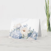 Elegante Botanische Stoffige Blauwe Bloemenbruilof Bedankkaart (Achterkant)