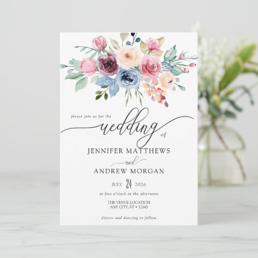 Elegante Bourgogne Blauwe Bloemen QR Code Bruiloft Kaart (Staand voorkant)