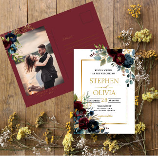 Elegante Bourgogne Bloemen & Groen bruiloft Uitnodiging Briefkaart