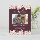 Elegante Bourgogne Bloemen Roze Huwelijk Save the  Kaart (Staand voorkant)