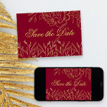 Elegante Bourgogne en Gouden Fine Art Bloemen Save The Date<br><div class="desc">Elegant Sla de Datumkaarten op die u kunt aanpassen aan elke gebeurtenis. Het delicate bloemontwerp is voorzien van beeldende kunst, schetsen van bloemen en bladeren in goud op een bordeaux achtergrond. Op de ene kant van de kaart staat "Save the Date" in een prachtige scripttypografie. Aan de andere kant van...</div>