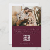 Elegante Bourgogne Foto QR Code Huwelijk Kaart (Achterkant)