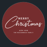 Elegante Bourgogne Merry Christmas Script Naam Ronde Sticker<br><div class="desc">Voeg een humeurig tintje toe aan uw vakantieverpakking en meer met deze elegante Bourgondische Merry Christmas Script Name Classic ronde Stickers. Elk is ontworpen met de tekst "Merry Christmas" in witte letters op donkere bordeaux. Het lettertype is handschrift belettering gemengd met eenvoudige gemakkelijk te lezen letters. Gepersonaliseerd met familietekennaam of...</div>