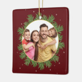 Elegante Bourgogne Rode Kerst Botanische Foto Keramisch Ornament (Links)