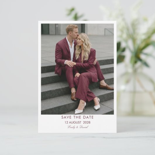 Elegante Bourgondië foto save the date (Staand voorkant)
