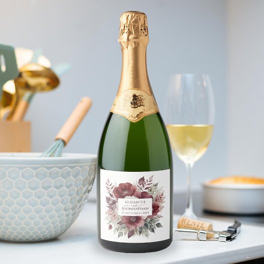 Elegante Bourgondische Bloemen Waterverf Bruilofte Sparkling Wijnetiket