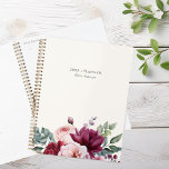 Elegante Bourgondische roze bloem gepersonaliseerd Planner<br><div class="desc">Elegante Bourgogne Roze Bloemen Gepersonaliseerde Naam Planner Notitieboek</div>