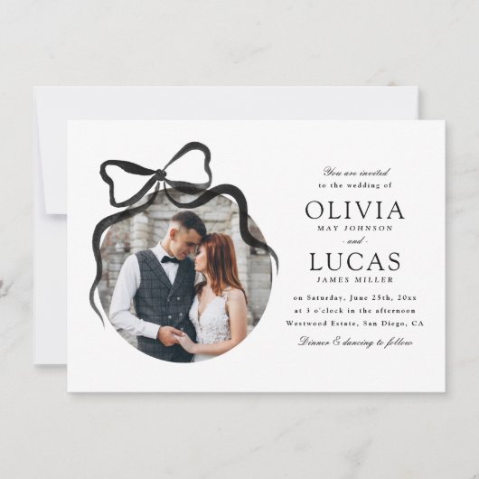 Elegante Bow All-in-One Zwart & Wit Fotobruiloft Kaart (Voorkant)