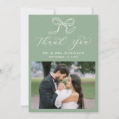 Elegante Bow Sage Green Fotobruiloft Bedankkaart (Voorkant)