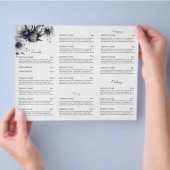 Elegante brochure voor zwart-wit spa-dienstmenu (Hand)