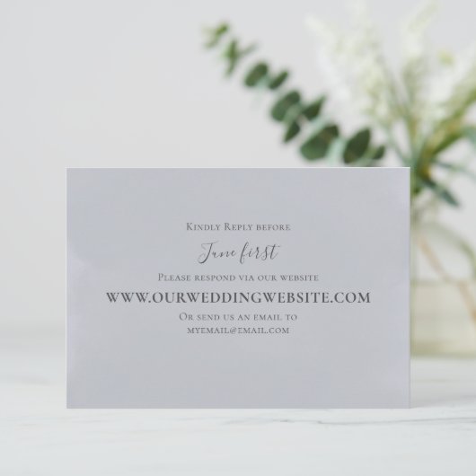 Elegante bruiloft RSVP Online Lichtblauw Script (Staand voorkant)