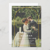 Elegante bruiloft uitnodiging met gouden boog (Voorkant / Achterkant)