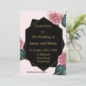 Elegante bruiloft uitnodiging, roze bloemen, zwart kaart (Staand voorkant)