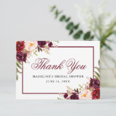 Elegante bruiloftsborrel met burgundy bloemen bedankkaart (Staand voorkant)