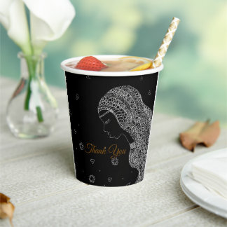 Elegante bruiloftsbrunch bedankt in zwart en wit papieren bekers