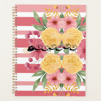 Elegante Bruiloftsuitnodiging met Bloemen & Namen Planner