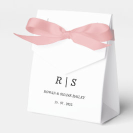 Elegante bruine favor doos met witte monogram bedankdoosjes
