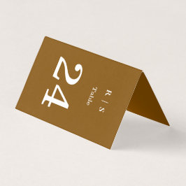 Elegante bruine monogram tafelnummerkaart voor tro kaart