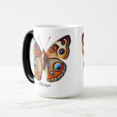 Elegante Buckeye Vlinder Wrap Magische Mok (Voorkant links)