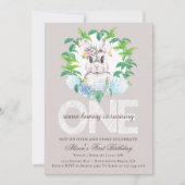 Elegante Bunny Floral Krans Eerste Verjaardag Kaart (Voorkant)