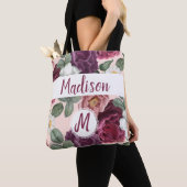 Elegante Burgundy Bloemen Trendy Initiaal Monogram Tote Bag (Dichtbij)
