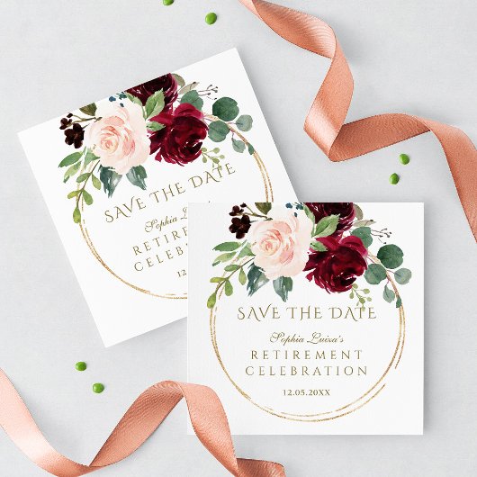 Elegante Burgundy Blush Bloemrijke Gouden Pensioen Save The Date