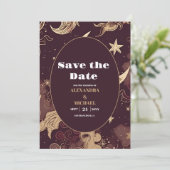 Elegante Burgundy Gouden Hemelse Huwelijk Save The Date (Staand voorkant)