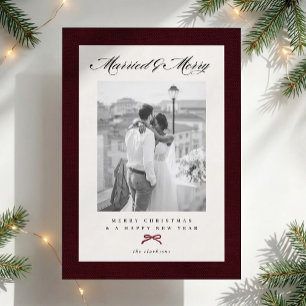 Elegante Burgundy Kerstmis Getrouwd & Vrolijk Foto Kaart