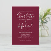 Elegante Burgundy Signature Script Bruiloft Kaart (Staand voorkant)